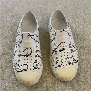 Native Jefferson Whale Print Slip Ons